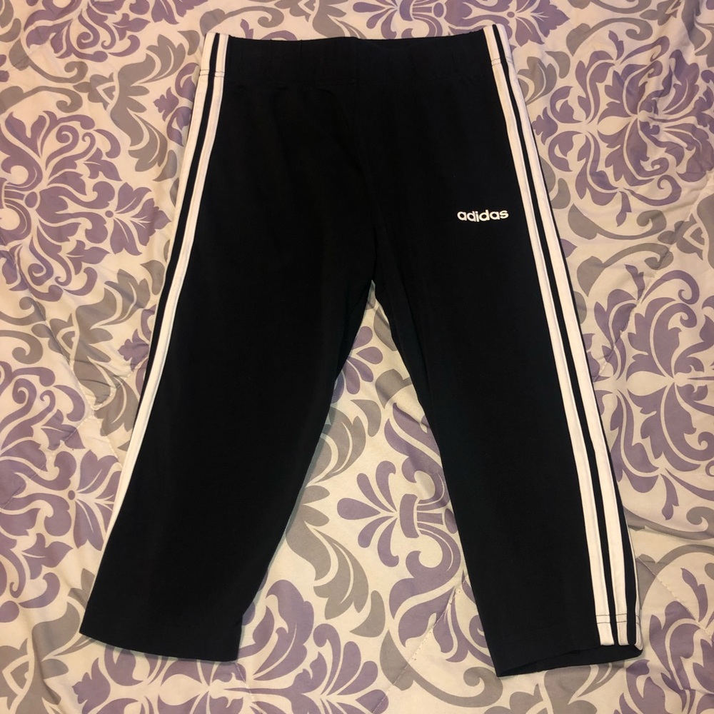 NWOT Adidas Black Legging Crops, M